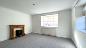 Sitting Room- click for photo gallery